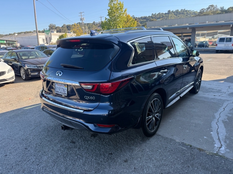 2018 Infiniti QX60 Base photo 2