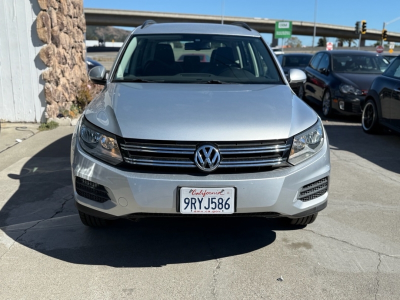 2017 Volkswagen Tiguan Limited S photo 2