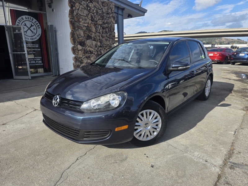 2011 Volkswagen Golf 2.5L photo 3