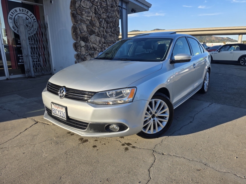 2014 Volkswagen Jetta SEL photo 3