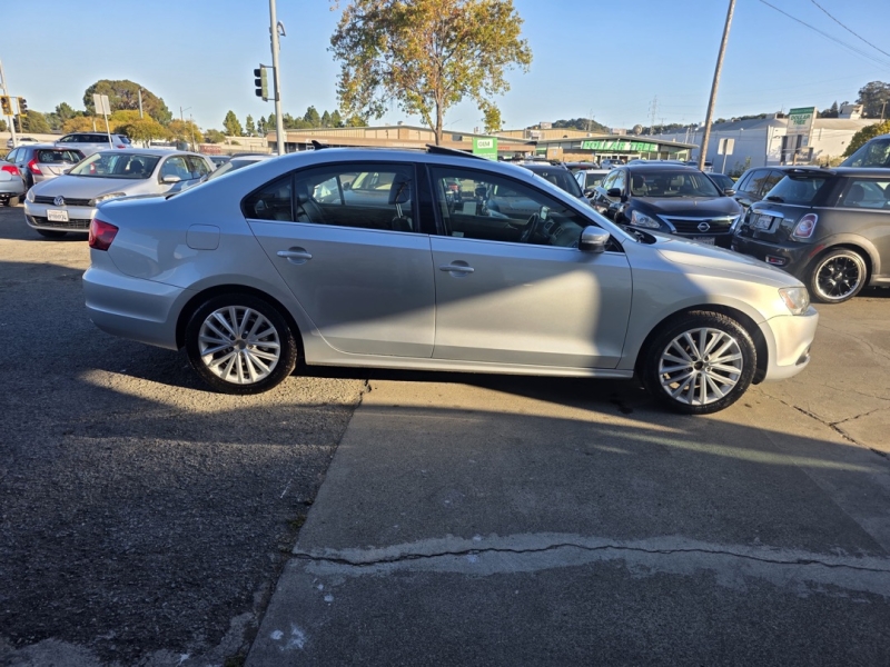 2014 Volkswagen Jetta SEL photo 4