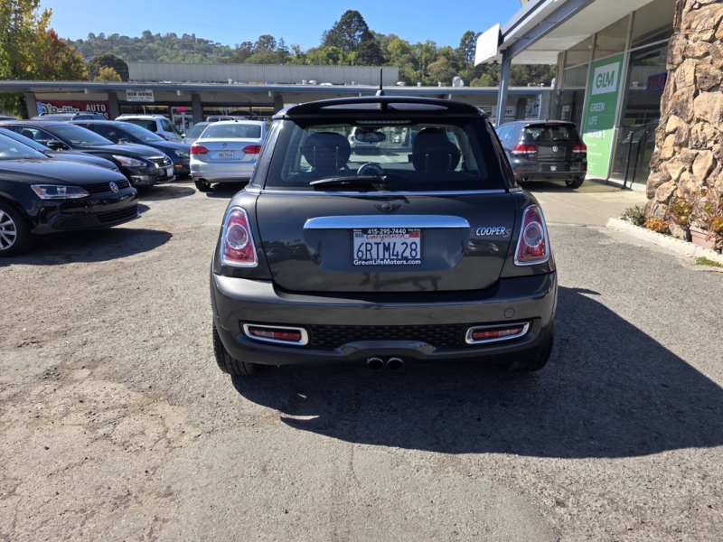 2011 Mini Cooper Hardtop S photo 3