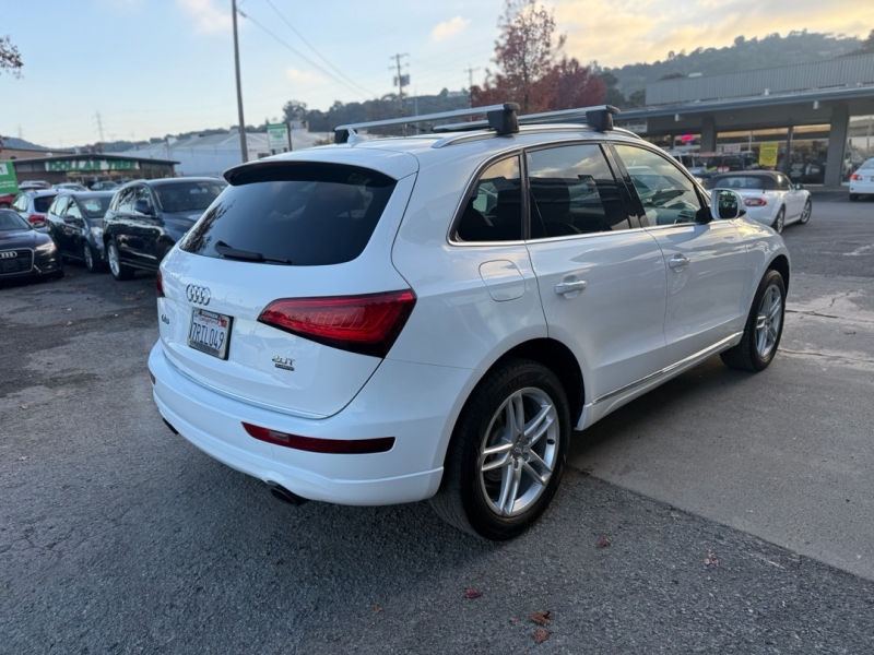 2016 Audi Q5 2.0T Premium Plus photo 2
