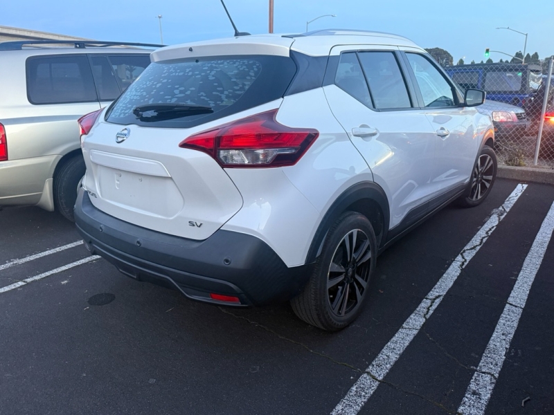 2020 Nissan Kicks SV photo 4