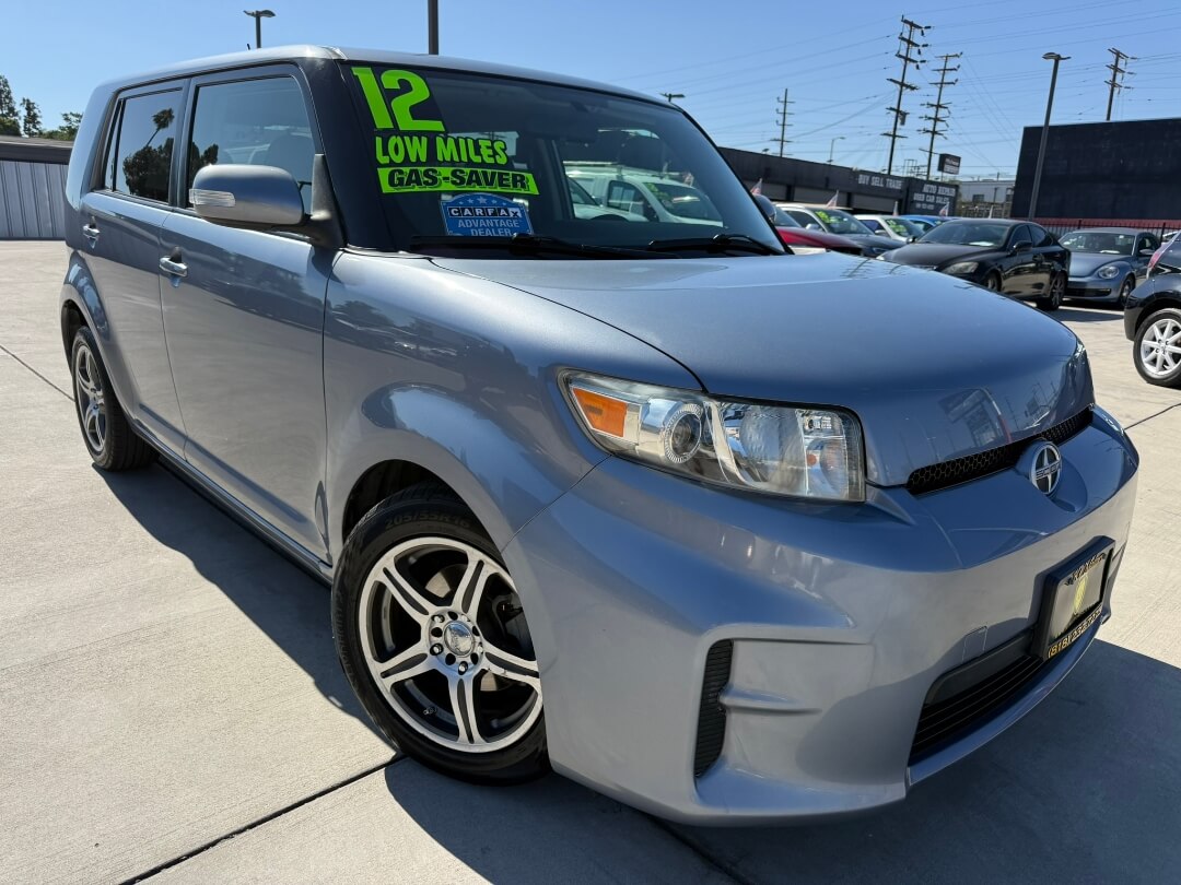 2012 Scion xB Wagon Front-Wheel Drive 4-Speed Automatic