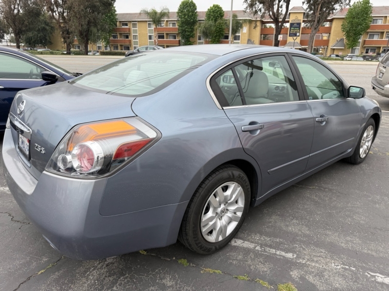 2012 Nissan Altima 2.5 photo 8
