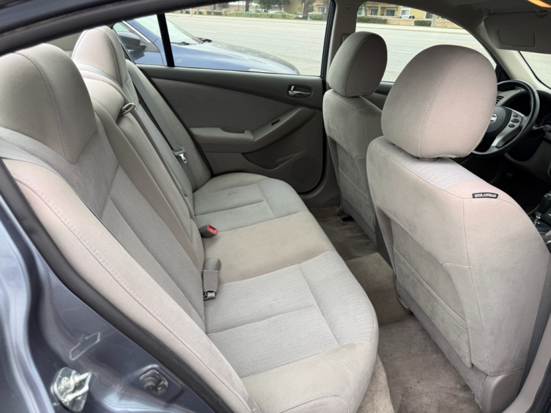 2012 Nissan Altima 2.5 photo 19