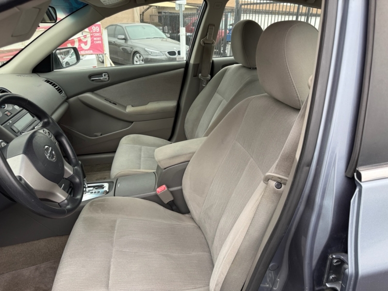 2012 Nissan Altima 2.5 photo 13