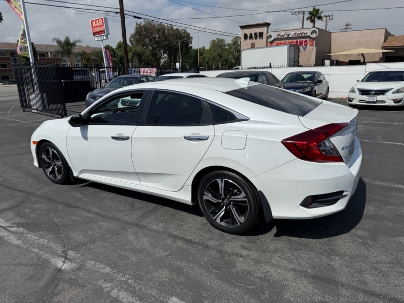 2016 Honda Civic Touring photo 6