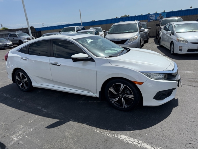 2016 Honda Civic Touring photo 2