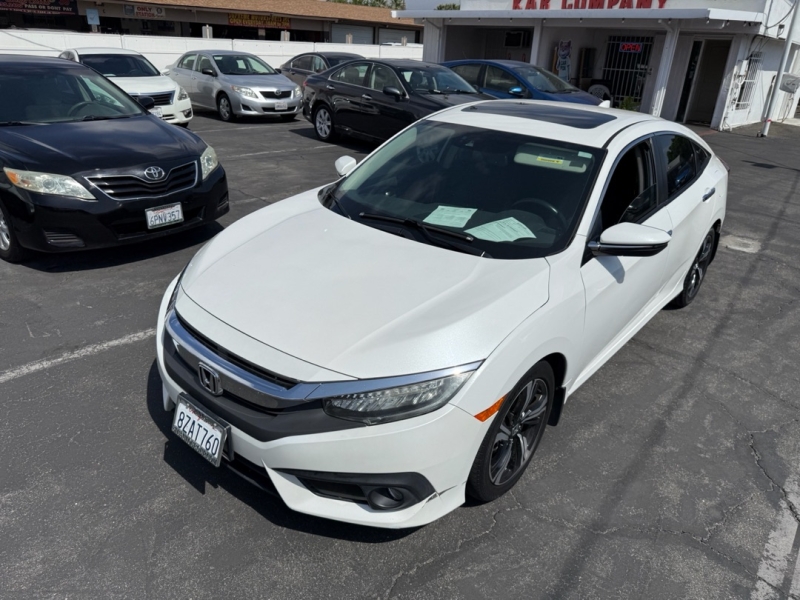 2016 Honda Civic Touring photo 5