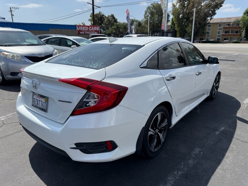2016 Honda Civic Touring photo 9