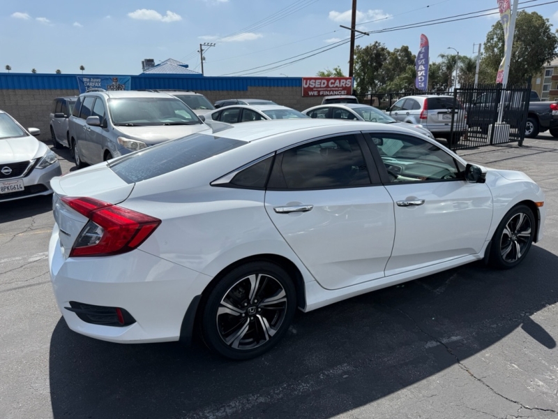 2016 Honda Civic Touring photo 10