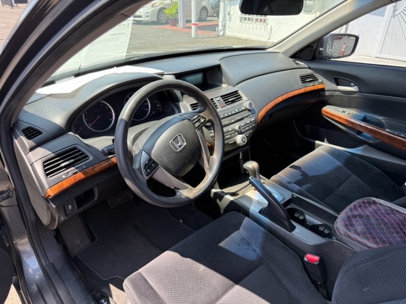 2012 Honda Accord EX photo 12