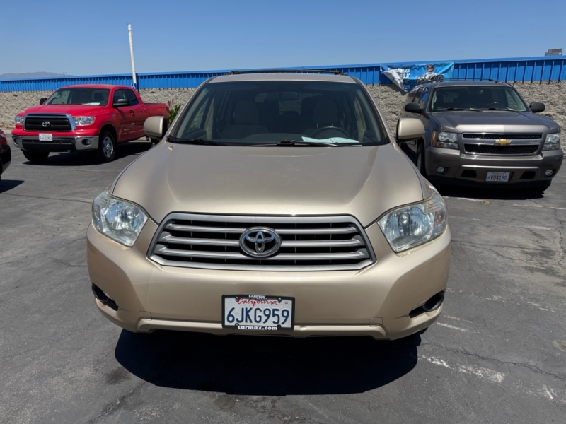 2009 Toyota Highlander Base photo 2