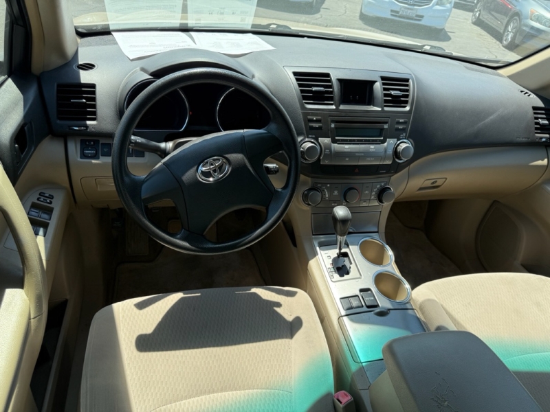 2009 Toyota Highlander Base photo 11