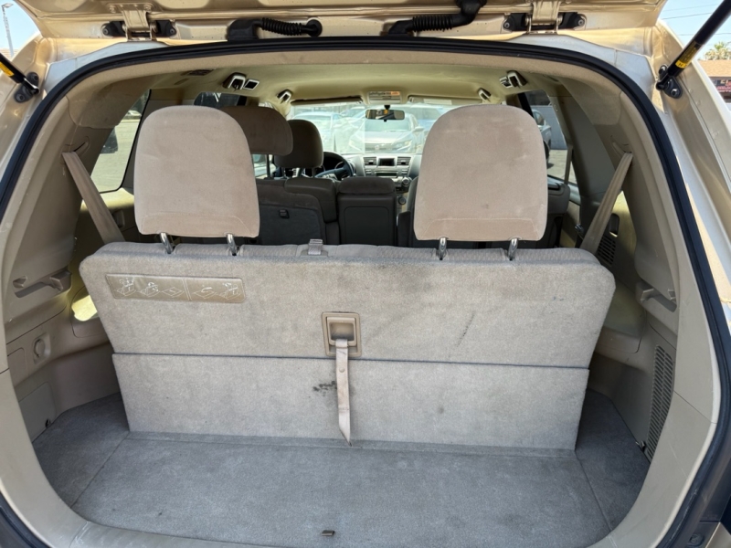 2009 Toyota Highlander Base photo 14