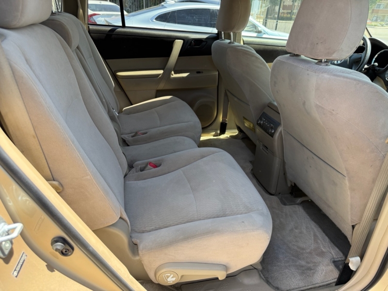 2009 Toyota Highlander Base photo 15