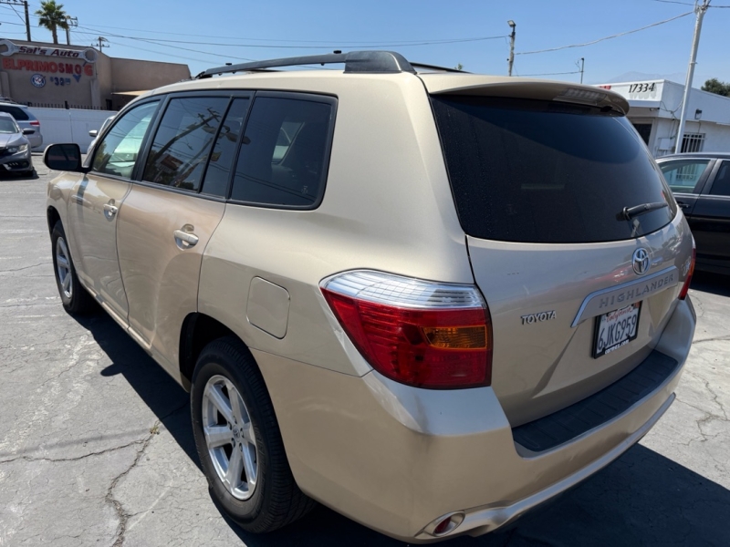 2009 Toyota Highlander Base photo 5