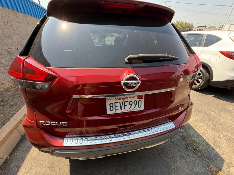 2018 Nissan Rogue SL photo 7