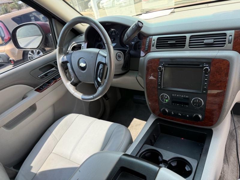 2010 Chevrolet Tahoe LT photo 13