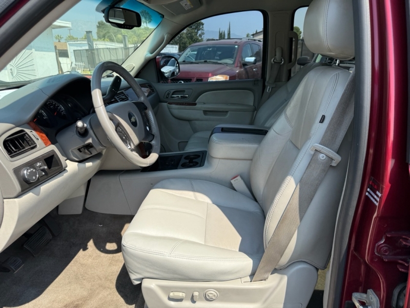 2010 Chevrolet Tahoe LT photo 24