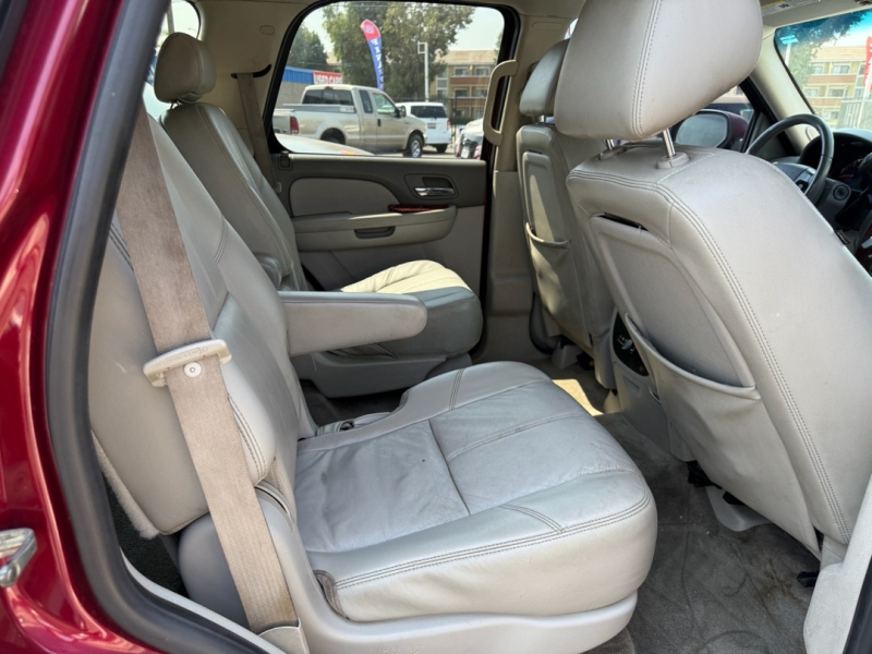 2010 Chevrolet Tahoe LT photo 15
