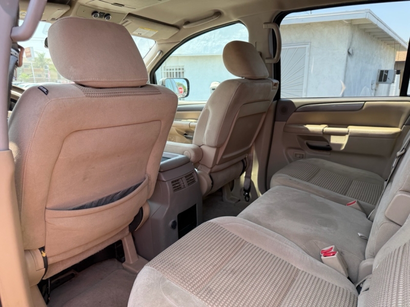 2011 Nissan Armada SV photo 12