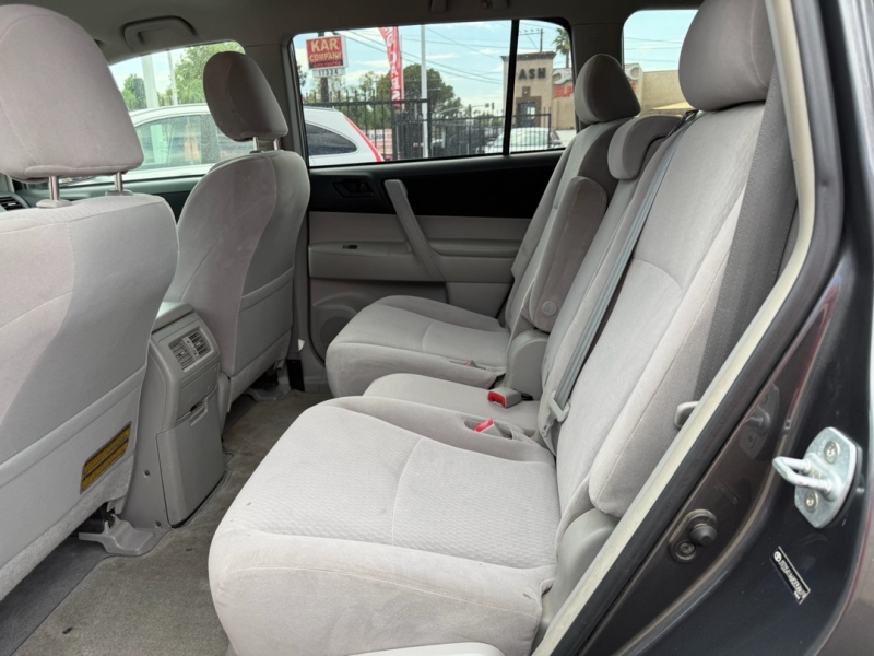 2008 Toyota Highlander Base photo 12
