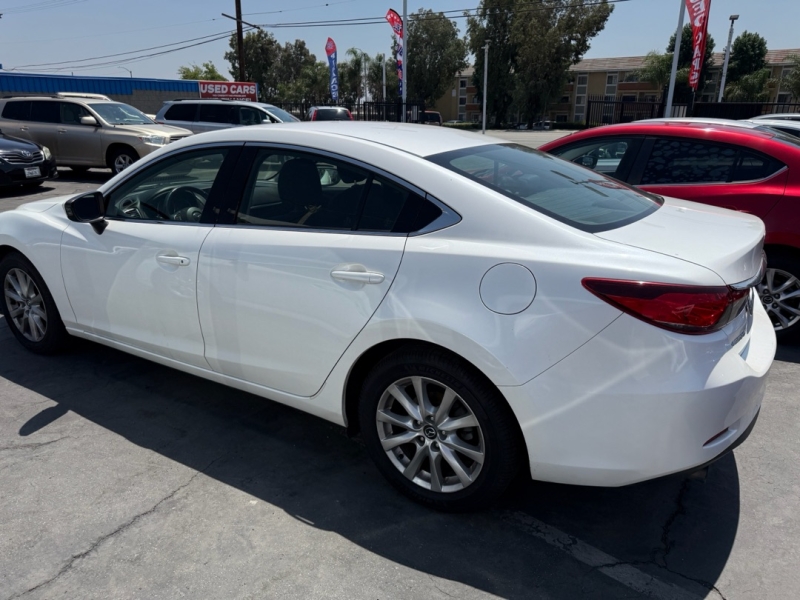 2015 Mazda Mazda6 i Sport photo 9