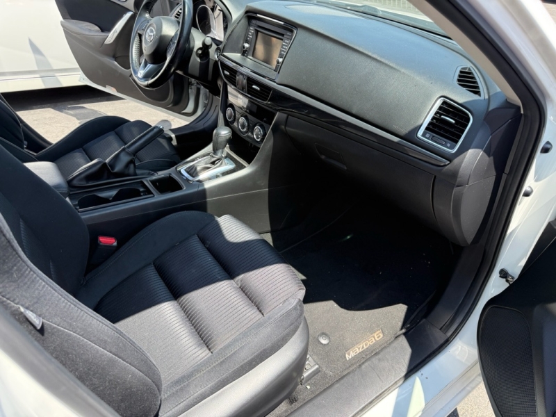 2015 Mazda Mazda6 i Sport photo 19