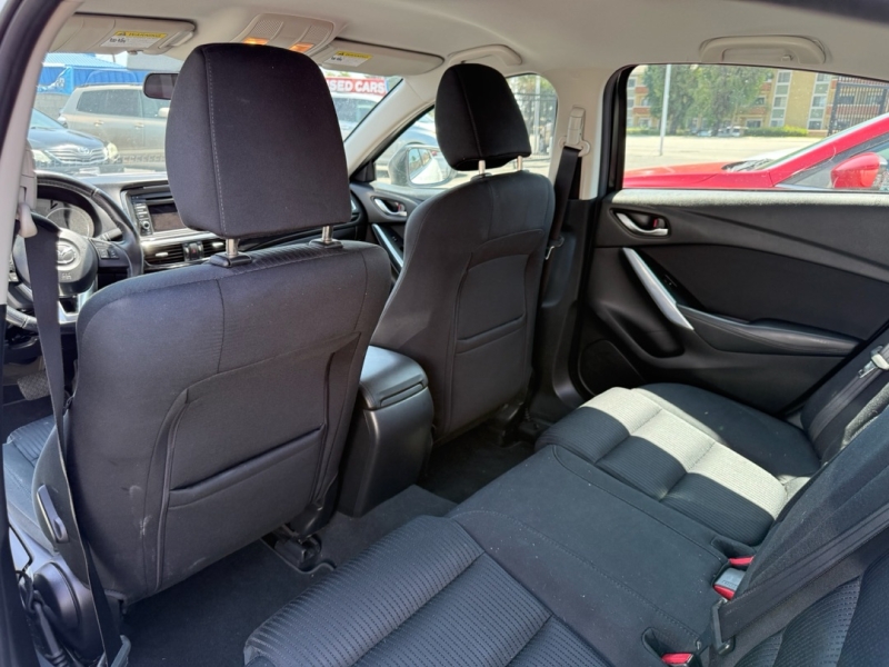 2015 Mazda Mazda6 i Sport photo 14
