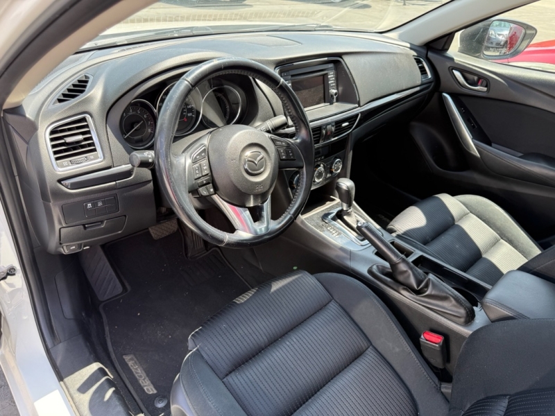2015 Mazda Mazda6 i Sport photo 11