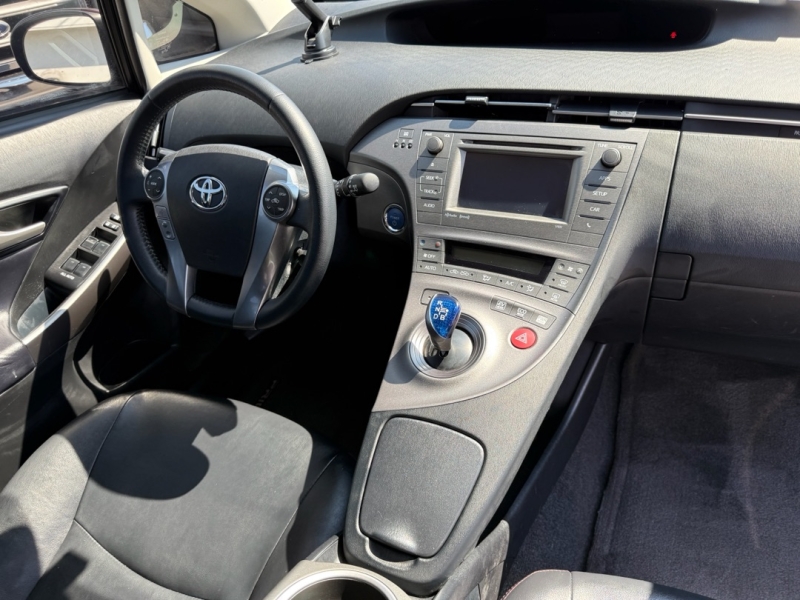 2013 Toyota Prius Persona Series photo 23