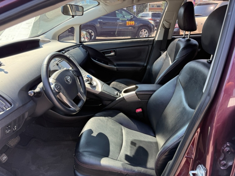 2013 Toyota Prius Persona Series photo 9