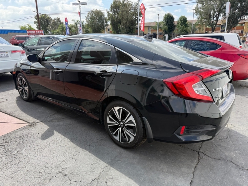 2017 Honda Civic EX-L photo 9