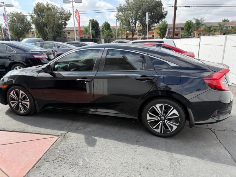 2017 Honda Civic EX-L photo 10