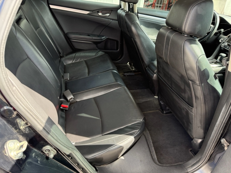 2017 Honda Civic EX-L photo 19