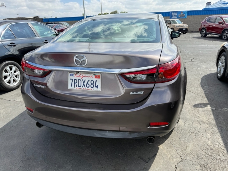 2016 Mazda Mazda6 Touring photo 5