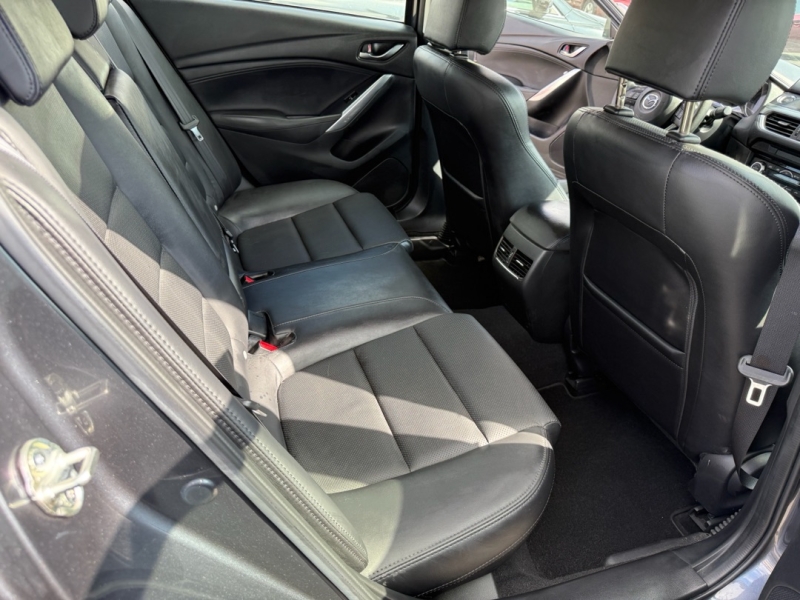 2016 Mazda Mazda6 Touring photo 17
