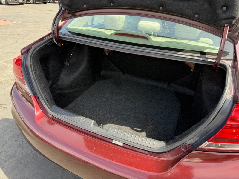 2013 Honda Civic LX photo 17