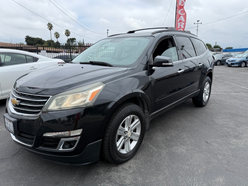 2013 Chevrolet Traverse 1LT photo 4