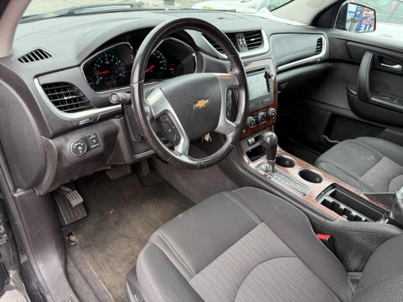 2013 Chevrolet Traverse 1LT photo 14