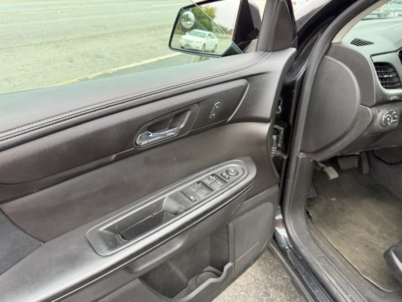 2013 Chevrolet Traverse 1LT photo 15
