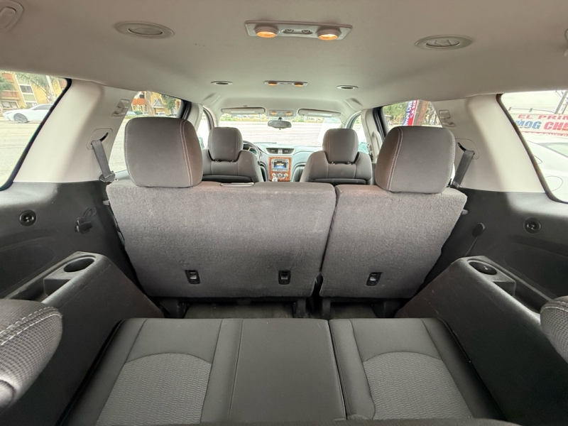 2013 Chevrolet Traverse 1LT photo 12
