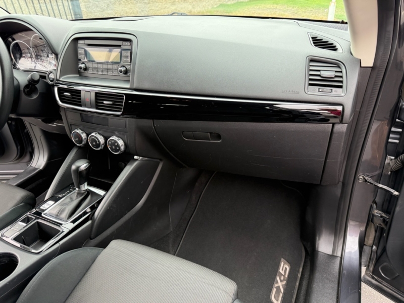2016 Mazda CX-5 Sport photo 18