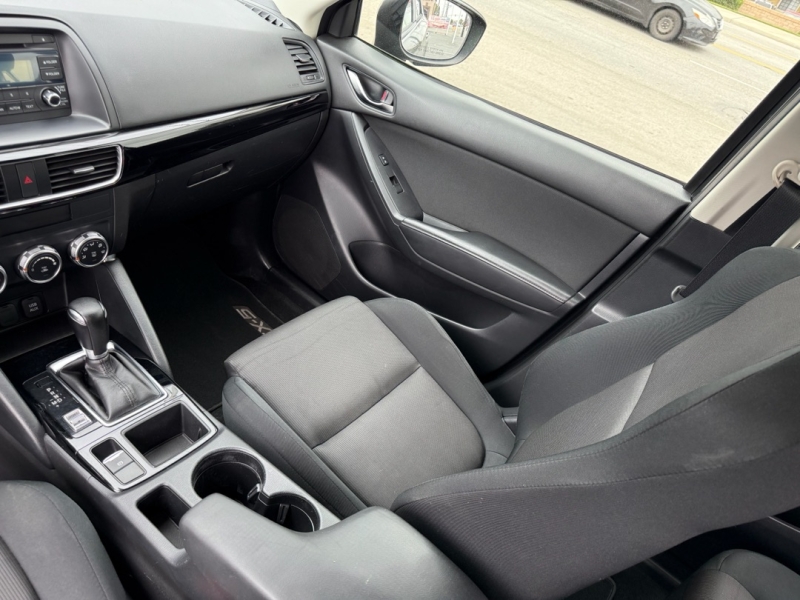 2016 Mazda CX-5 Sport photo 12