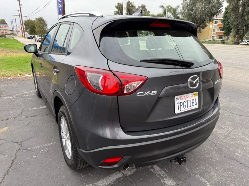 2016 Mazda CX-5 Sport photo 2