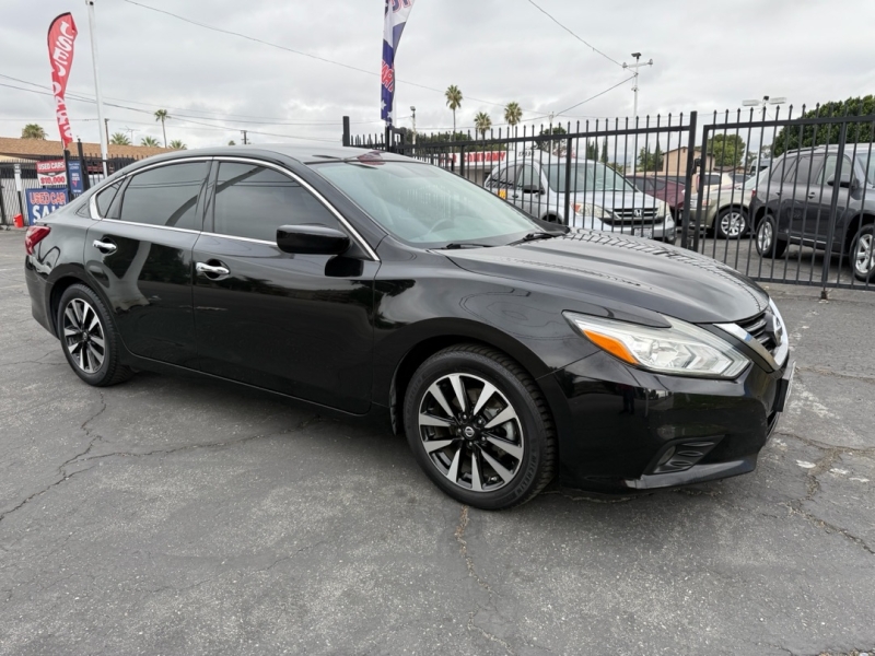 2018 Nissan Altima 2.5 SV photo 2