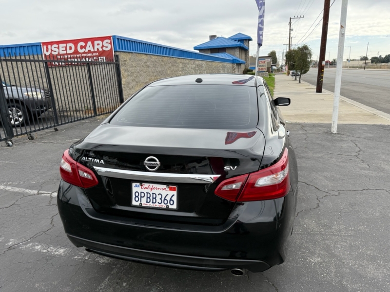 2018 Nissan Altima 2.5 SV photo 4